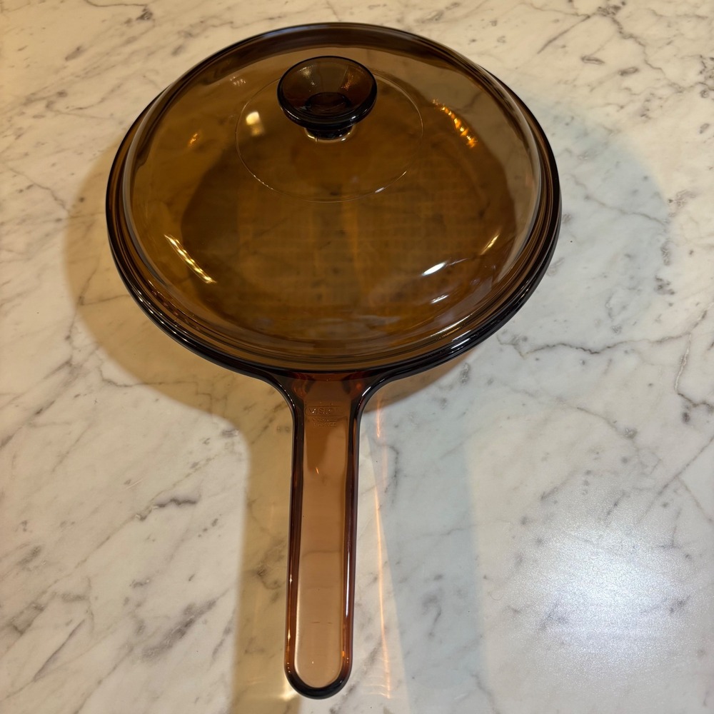Vision Corning France Amber Glass Skillet with Pyrex 10 Inch Lid Waffle Bottom